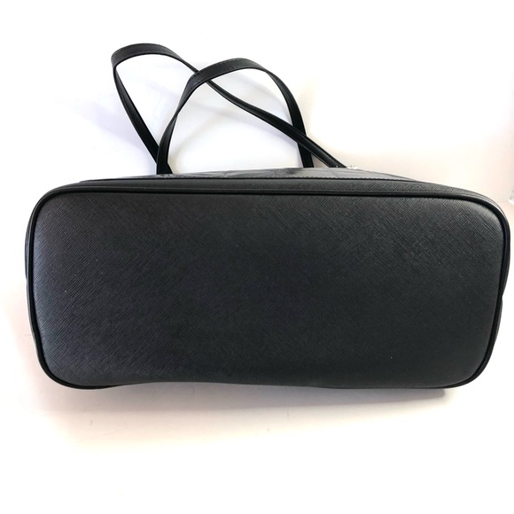 New Aurielle Saffiano & Croco Embossed Leather Tote in Black. Perfect Condition. - Picture 4 of 14